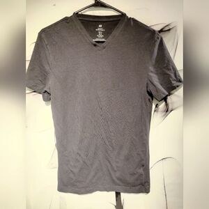 H&M Men’s Black V-Neck Slim Fit T-Shirt Size S